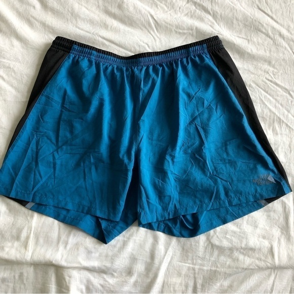 The North Face Flight Series Flash Dry Shorts - Picture 2 of 9